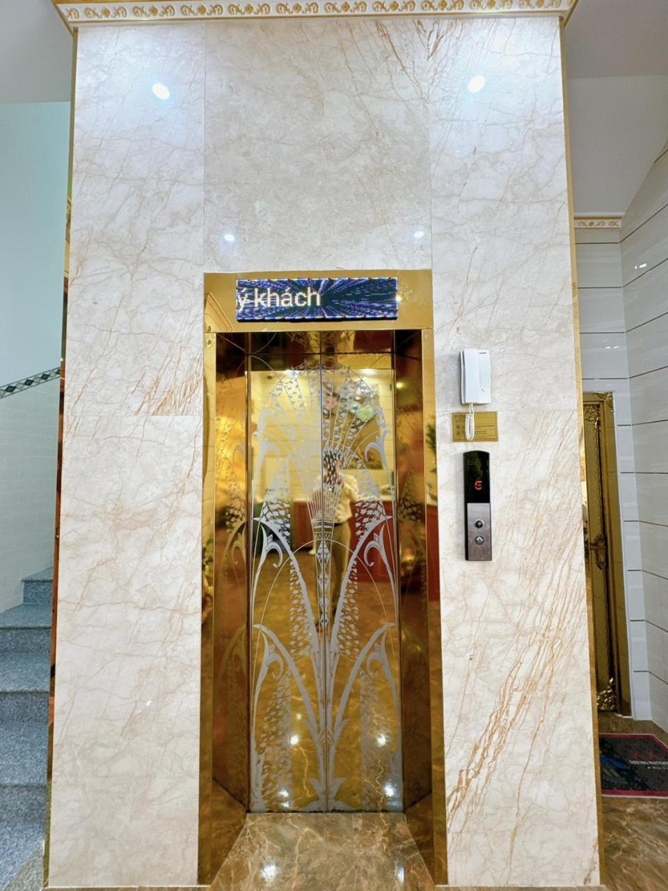 Sky Star 2 Hotel 껀터 외부 사진